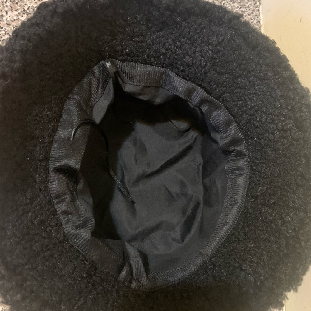 Bucket hat - Picture 2 of 2